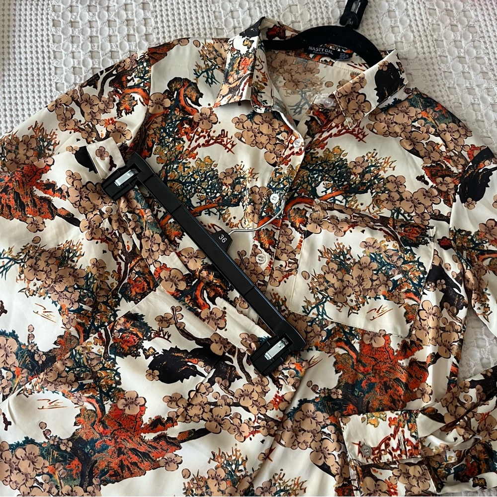 Nasty Gal Floral Print Set with Earthy Tones - Petite